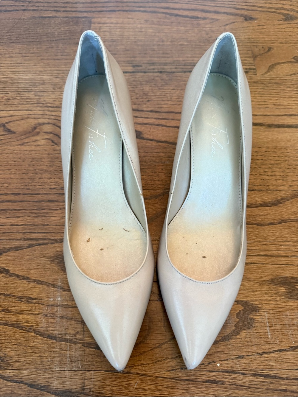 Marc Fisher Nude Pointed Toe Kitten Heel Pumps Size 8